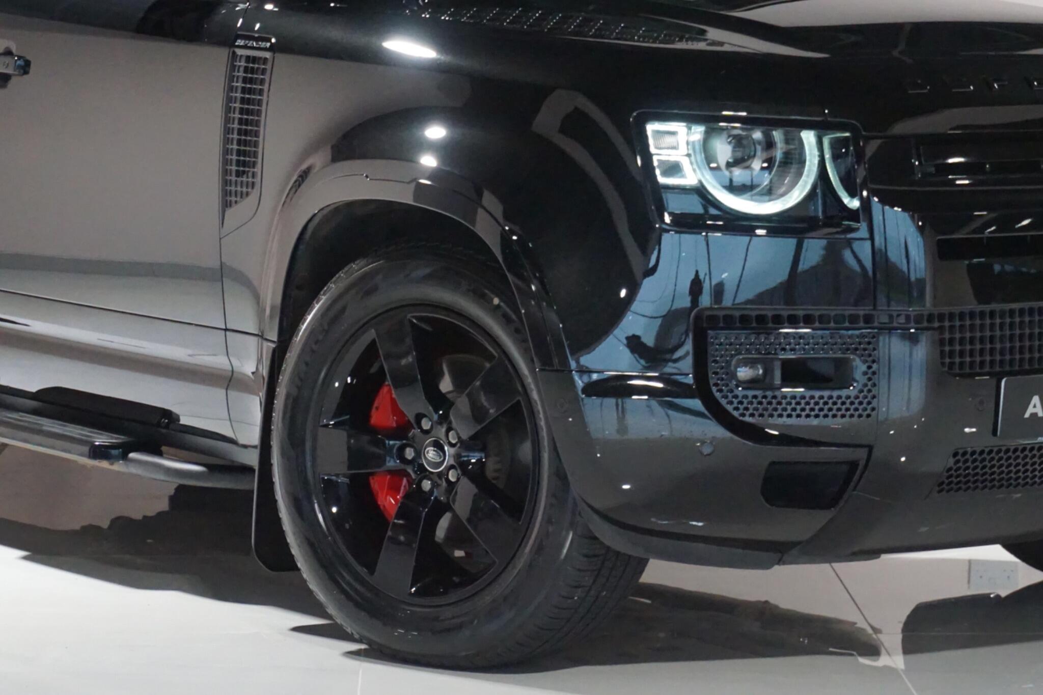 Land Rover Defender 110 2.0 P400e 15.4kWh XS Edition SUV 5dr Petrol Plug-in Hybrid Auto 4WD Euro 6 (s/s) (404 ps)